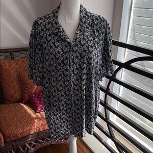 Men's Navy Short-Sleeve Button-Down Shirt with Cream Leaf Print